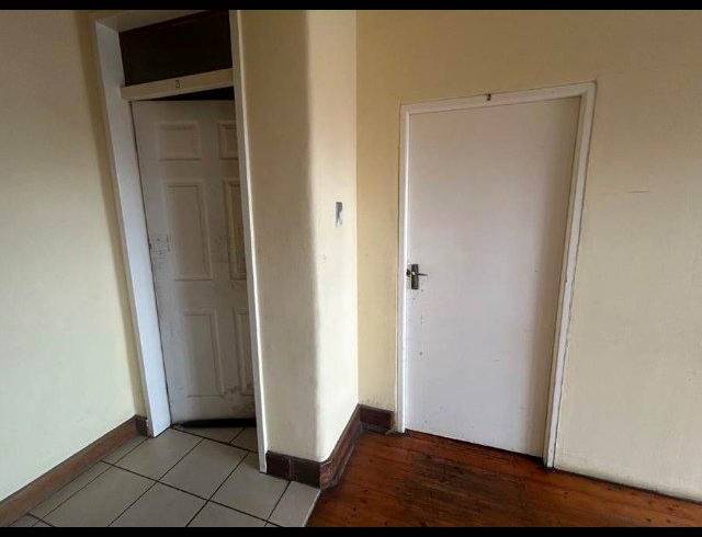 6 BEDROOM HOUSE FOR SALE IN BRIXTON